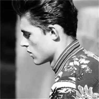 6686体育官网初级作者Carmen