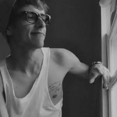 6686体育官网铁牌作者Maya