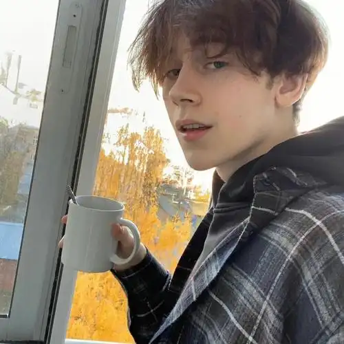 6686体育官网签约作者Janelle