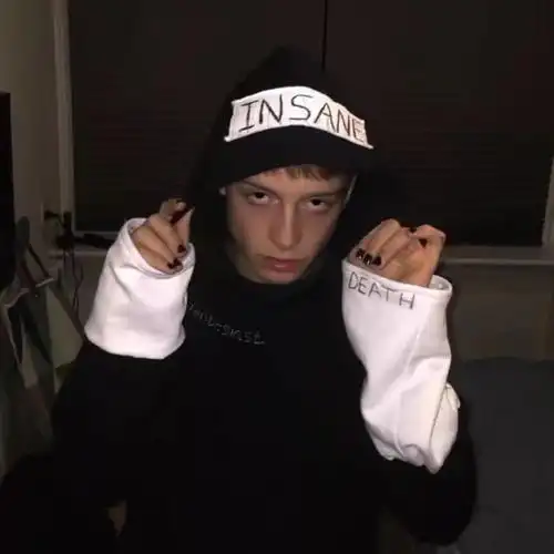 6686体育官网官方作者Lloyd