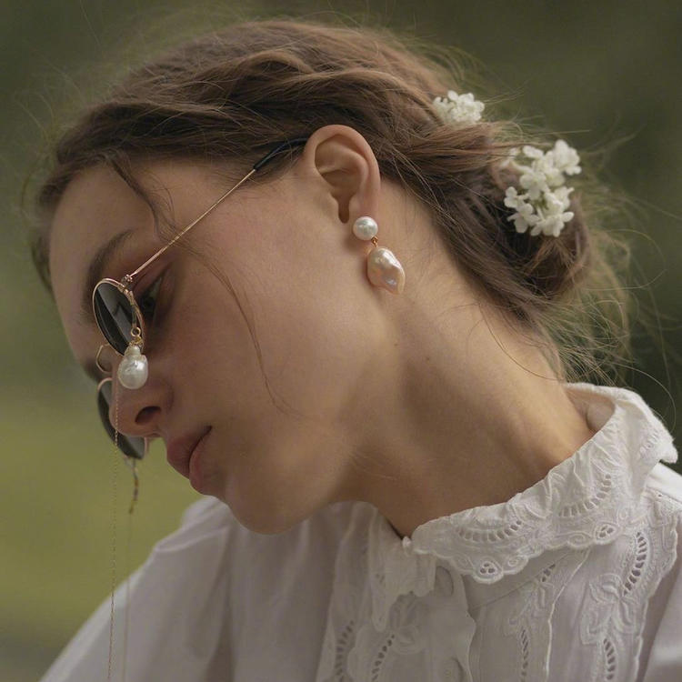 6686体育官网中级作者Naomi