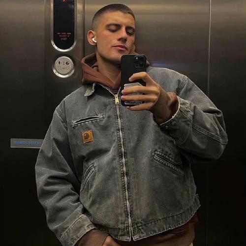 6686体育官网首席作者Ivor