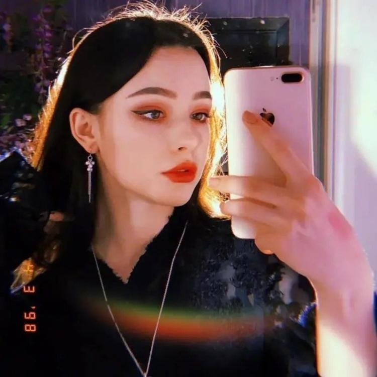 6686体育官网中级作者月下独酌