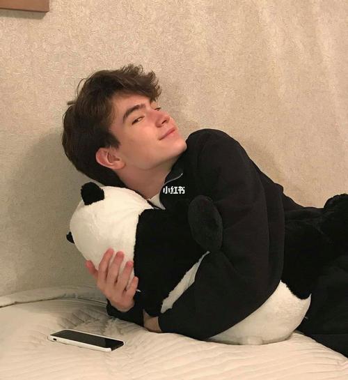 6686体育官网金牌作者Benedict