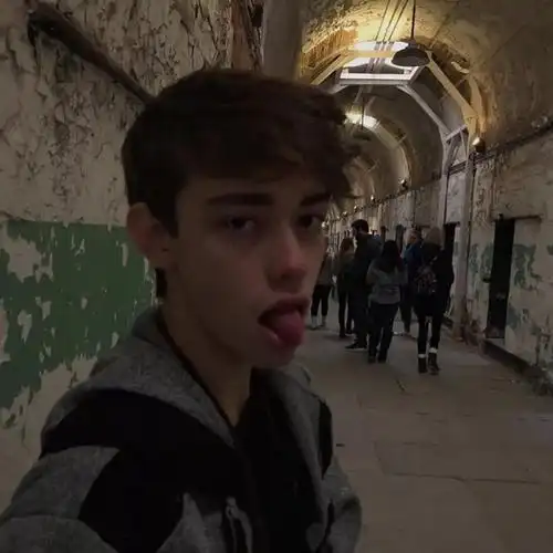 6686体育官网官方作者Claire